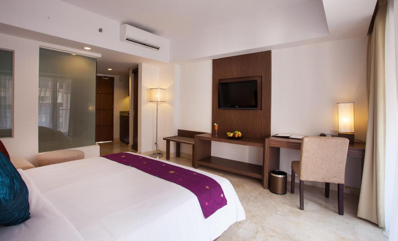 Hotel Park Regis Kuta Kuta Lombok Exterior foto